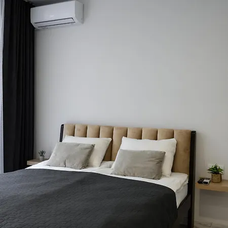 Luxury Apartments City Uzhhorod Exterior photo